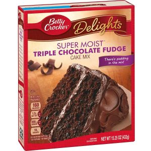 Betty Crocker Super Moist Triple Chocolate Cake Mix 15.25oz (432g)