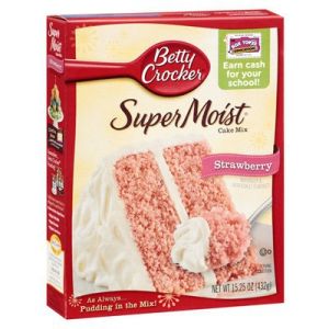 Betty Crocker Super Moist Strawberry Cake Mix 15.25oz (432g) 