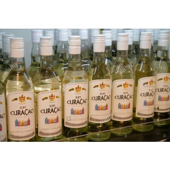 Curacao White Rum 23.7oz (700ml)
